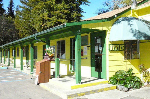 Dean Creek Resort 2*
